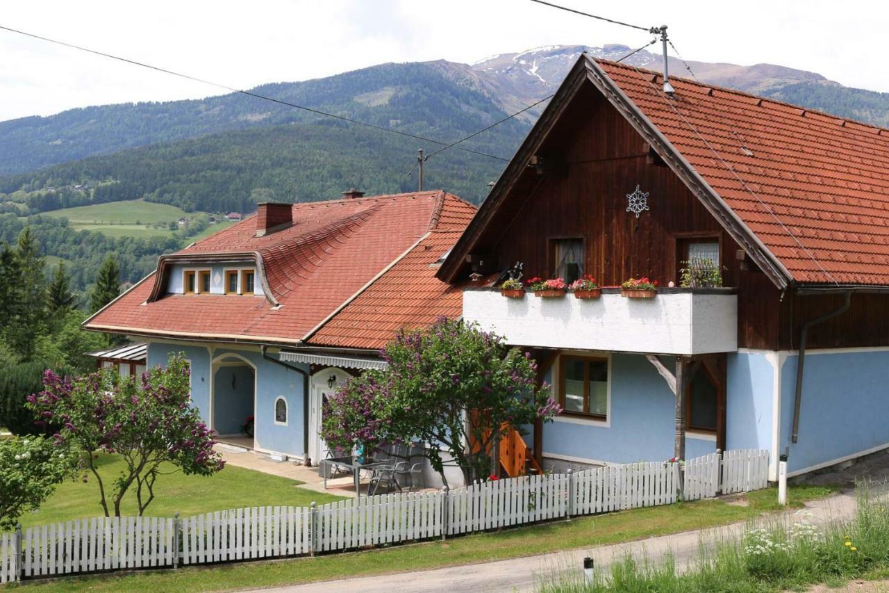 Apartamento Zur Alpenruhe Seeboden Exterior foto